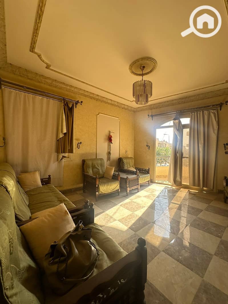 An exceptional apartment for sale, 220 sqm, with a direct north-facing orientation. Located in the Ninth Neighborhood (Villas Zone), just one minute f – pohled 3