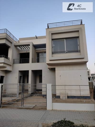4 Bedroom Twin House for Sale in New Cairo, Cairo - twin5. jpg 4 Bedroom Twin House for Sale in New Cairo, Cairo - twin5. jpg