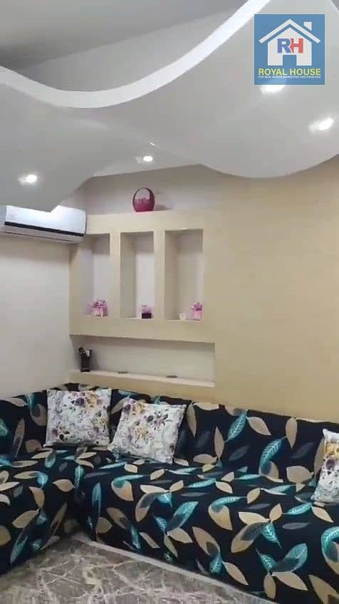 Apartment for sale, 140 sq m, on Selim El Awal Street, next to the National Bank and Sinan Bridge, Hadayek El Zaitoun. - Więcej