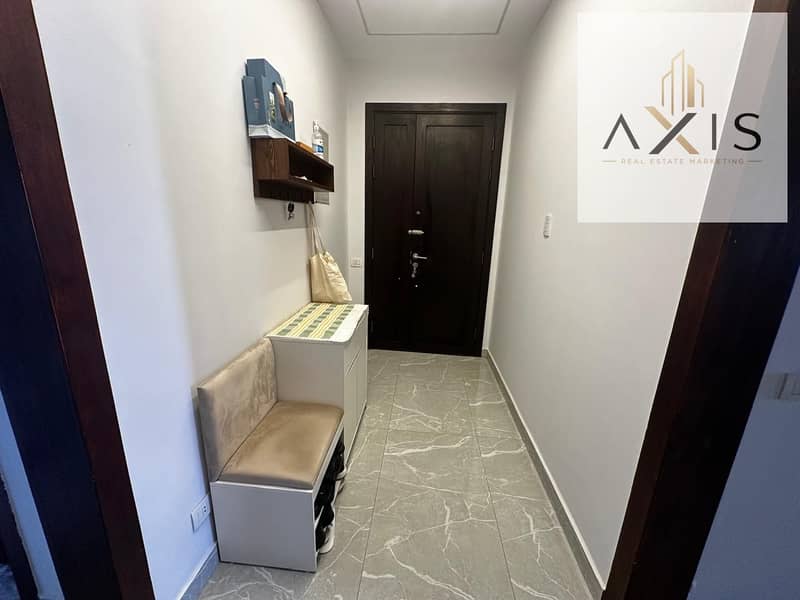 Semi-Furnished Apartment for rent at an amazing price, 150 square meters, in One 16 Beverly Hills compound el sheikh zayed - Widok 3