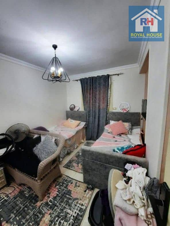 7 de268988-4999-4d53-995a-21661753bd6d. jpg