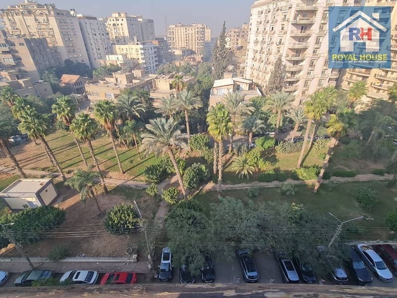 Luxury Apartment For Sale In Heliopolis Behind Palestine Hospital Prime Location With Garden View Combining Modern Living Elegance And Excellent Inves - Widok 5