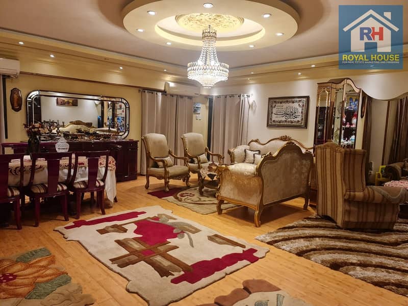 Luxury Apartment For Sale In Heliopolis Behind Palestine Hospital Prime Location With Garden View Combining Modern Living Elegance And Excellent Inves - Widok 3