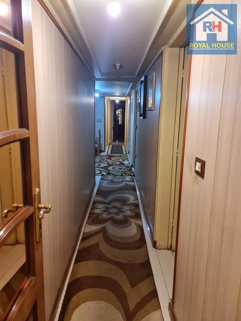 Luxury Apartment For Sale In Heliopolis Behind Palestine Hospital Prime Location With Garden View Combining Modern Living Elegance And Excellent Inves - Więcej