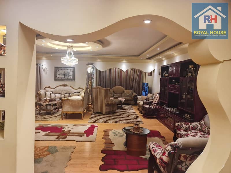 Luxury Apartment For Sale In Heliopolis Behind Palestine Hospital Prime Location With Garden View Combining Modern Living Elegance And Excellent Inves - Widok 2