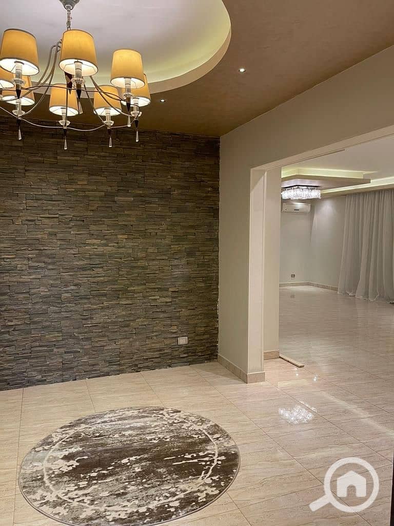 For daily rent apartment in Sheikh Zayed Compound Beverly Hills Sodic - Więcej