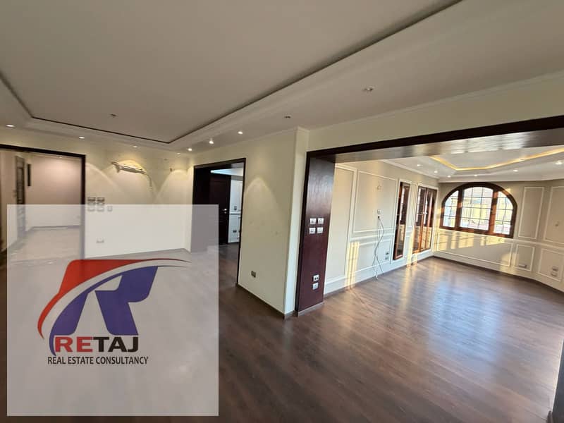 Luxury apartment for sale in Almaza, Heliopolis, at a special price. Modern building, land share, and garage included. Fully furnished and finished to - Ansicht 4