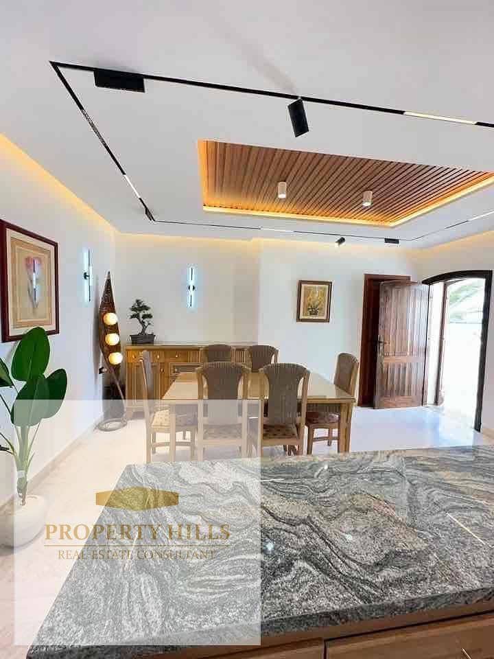 4 481d4ac8-59f2-462c-9146-ce2b84de6115. jpg