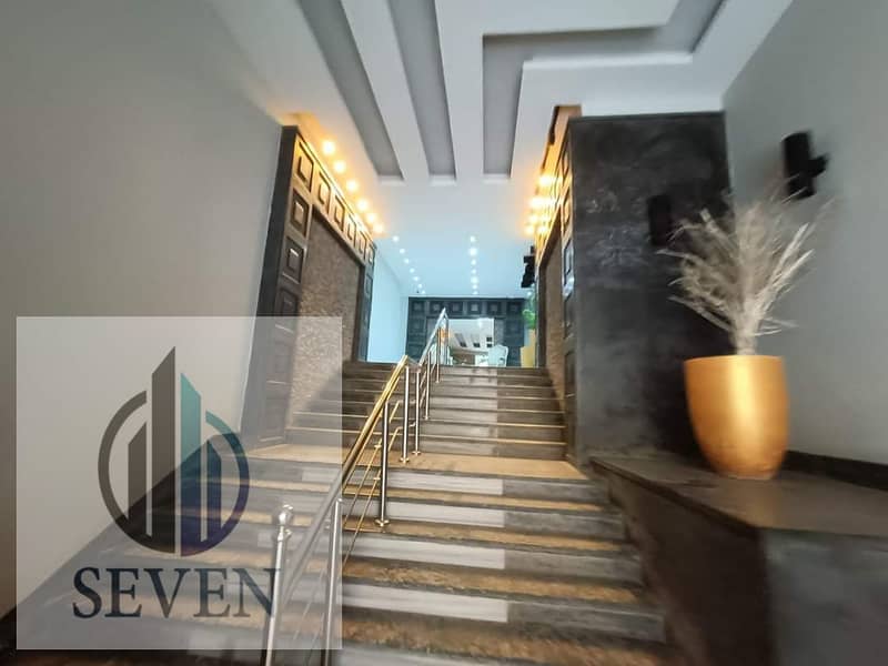*Office for rent 200 sqm, licensed, Grand Gate, right on the Ring Road* - Więcej