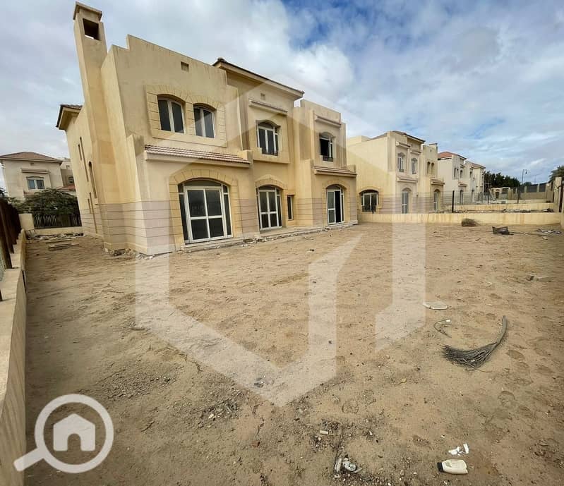 Villa with a Private Garden Ready To Move for sale in Gardenia Park 2, 6th Of October City . . . . . . . . . . . . . . . . . . . . . . . . . . . . . – pohled 4