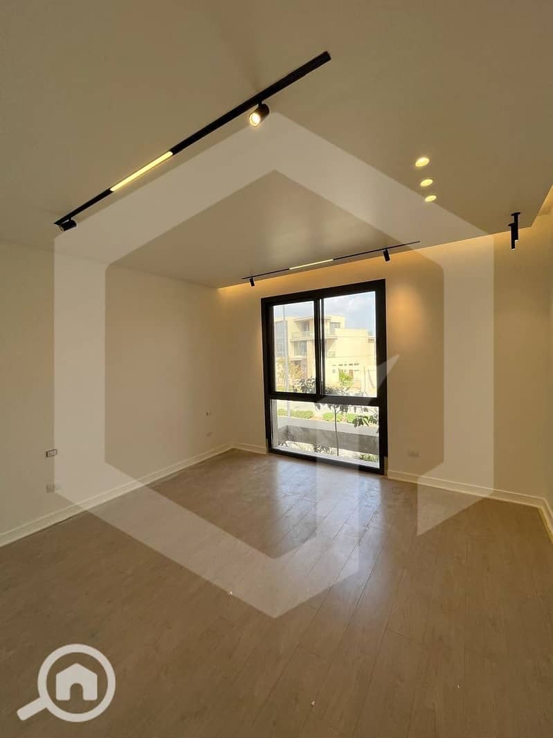 Villa for rent with Kitchen Appliances & Kitchen Cabinets & ACs in a Prime Location with Landscape View in The Estates, Sodic, El Sheikh Zayed - Widok 5