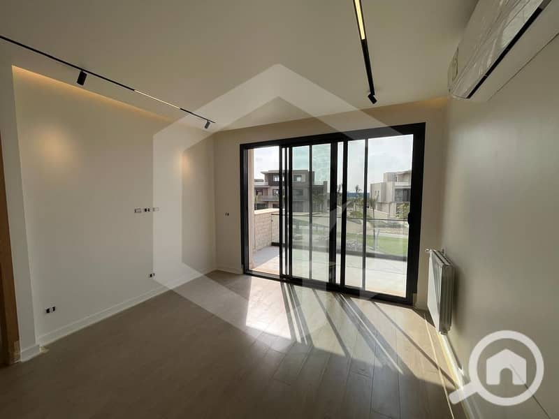 Villa for rent with Kitchen Appliances & Kitchen Cabinets & ACs in a Prime Location with Landscape View in The Estates, Sodic, El Sheikh Zayed - Widok 6
