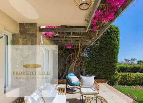 The lowest price for a villa with a down payment of 1,024,000, sea view from the highest villages in Sokhna, Mont Galala, in installments. - Widok 3