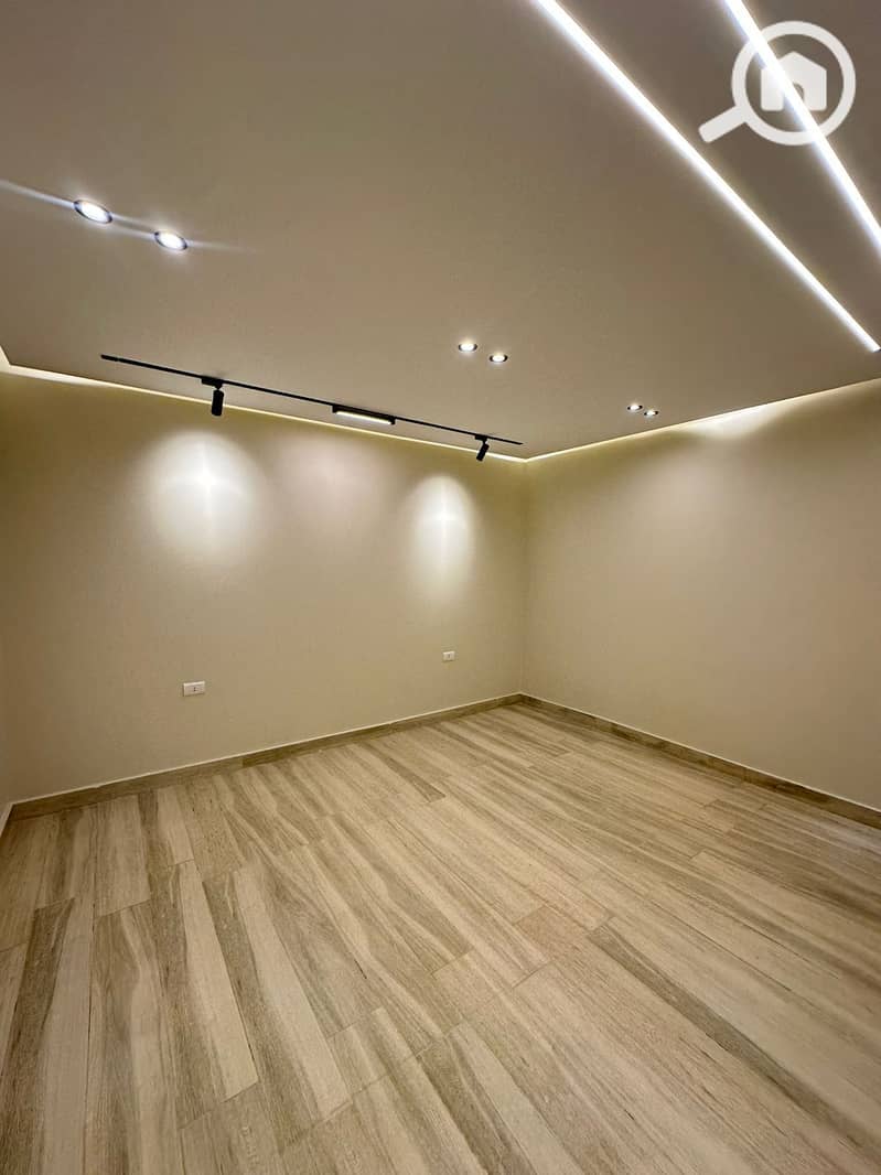 20 1000917674. jpg