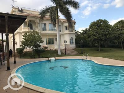 10+ Beds Villa for Sale in North Coast, Matruh - 32684e28-4eba-4680-bd6e-b1a221136fa3. jpg