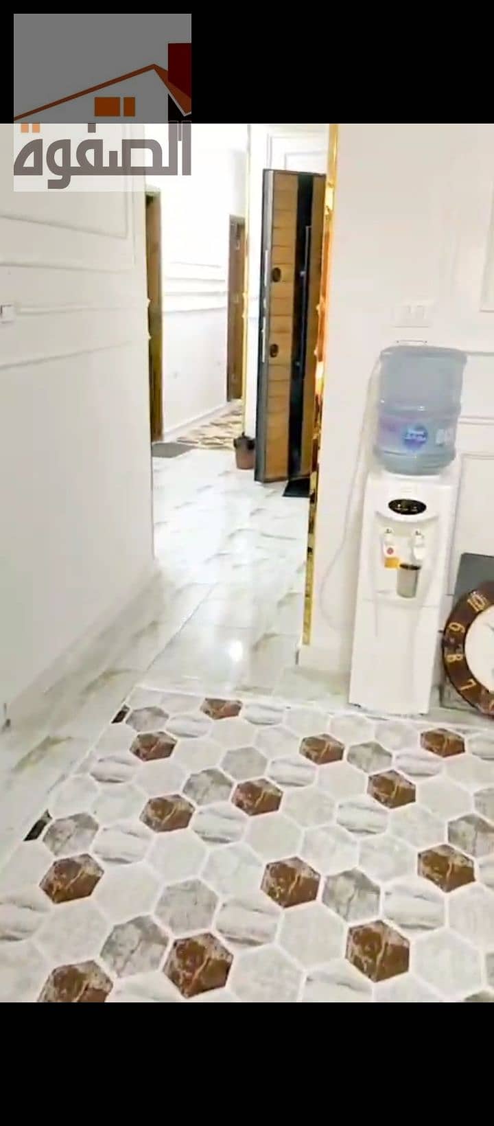 22 1000218043. jpg