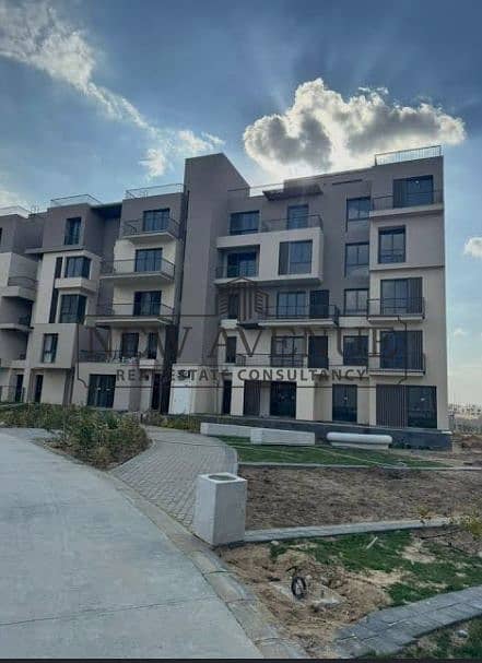 Ready to move penthouse 195 sqm plus 100 sqm roof lowest price in the area 3 bedrooms living room prime location in Azalia Sodic East - Widok 4