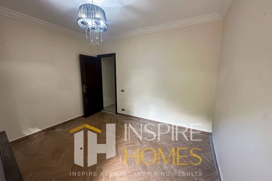 Ground floor apartment for sale, 4 bedrooms with a private garden – pohled 3