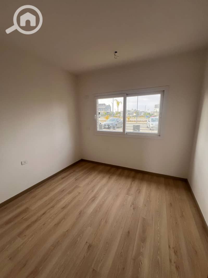 Villa for rent Townhouse in Kayan Compound with kitchen and air conditioning, high-end finishes. – pohled 4