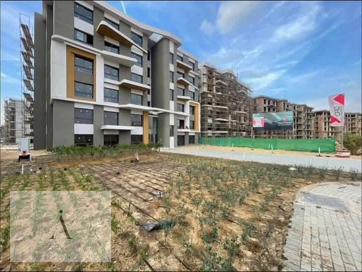 Limited Ground Apartment -In PALM HILLS -Finished Resale - Więcej