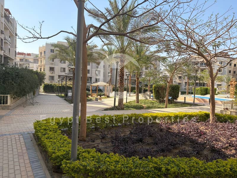 Apartment For Sale in Jayd Compound Fully Finished Ready To Move 8 Year Installments - Widok 2