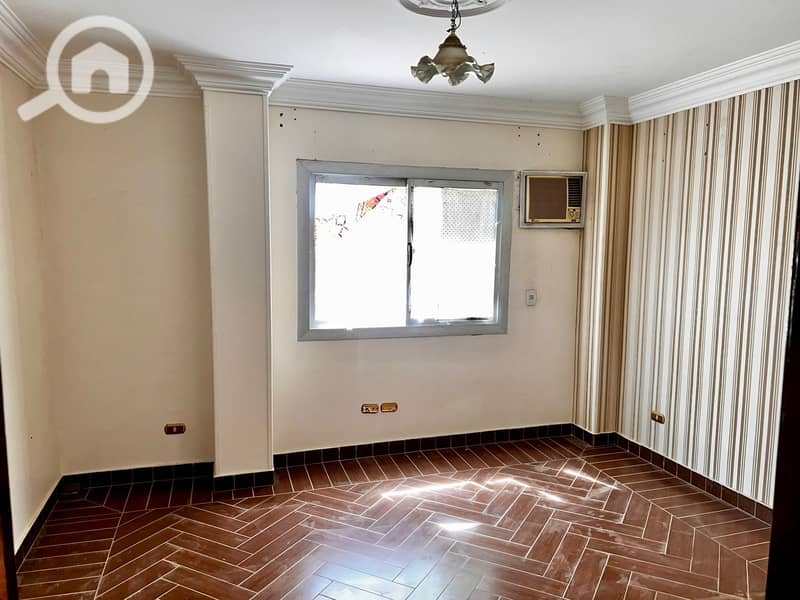 Apartment for Sale in Taiba Gardens Compound – Prime Location and Excellent Investment Opportunity - Ansicht 5