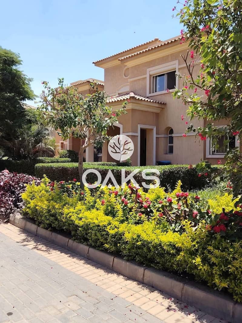 Villa for sale in Hyde Park, in the heart of New Cairo, directly on the Middle Ring Road, adjacent to Zed East compound, with a distinctive view. – další