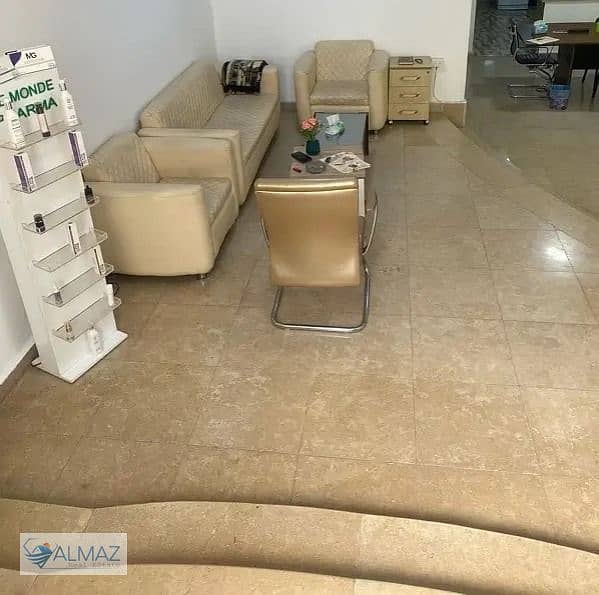 Furnished administrative office for rent in the First District Villas, Fifth Settlement, directly opposite Downtown, overlooking 90th Street. - Widok 6