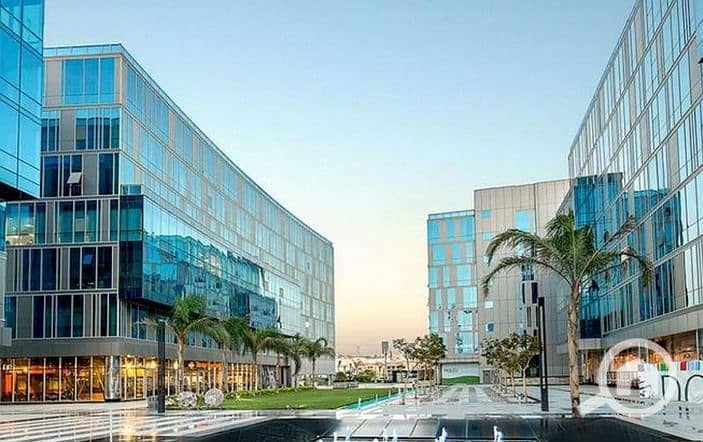 63 sqm office or clinic for rent in Capital Business Park, Sheikh Zayed, featuring a very prime location within the development, suitable for administ – pohled 3