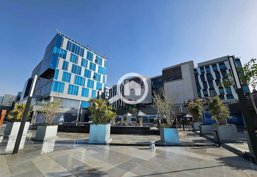 63 sqm office or clinic for rent in Capital Business Park, Sheikh Zayed, featuring a very prime location within the development, suitable for administ – pohled 4