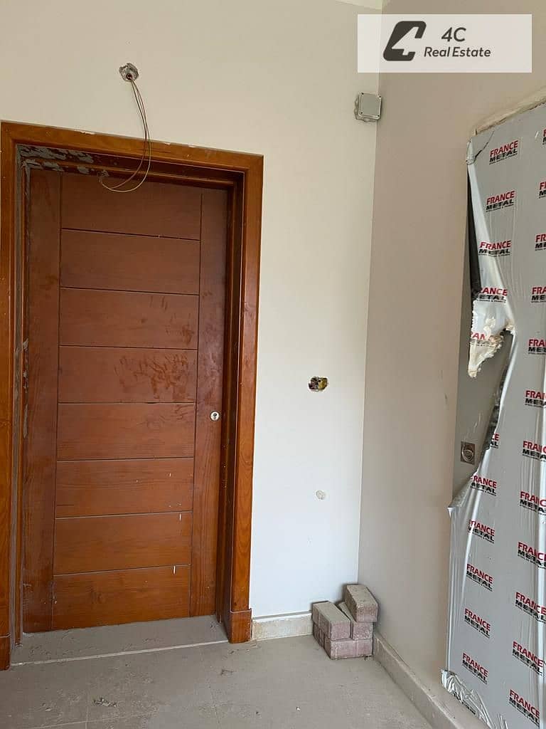 11 WhatsApp Image 2024-12-12 at 12.13. 35 PM. jpeg