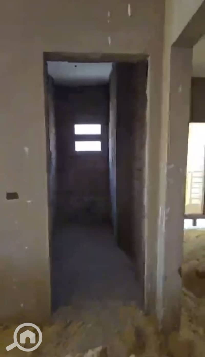 10 1000772875. jpg