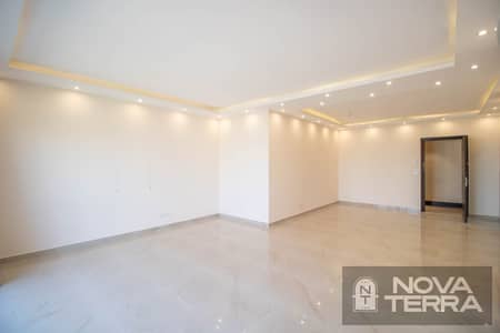 3 Bedroom Penthouse for Sale in Sheikh Zayed, Giza - image-07. jpeg