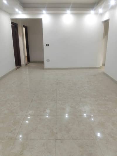 3 Bedroom Apartment for Sale in Obour City, Cairo - شقه للبيع في مدينه العبور