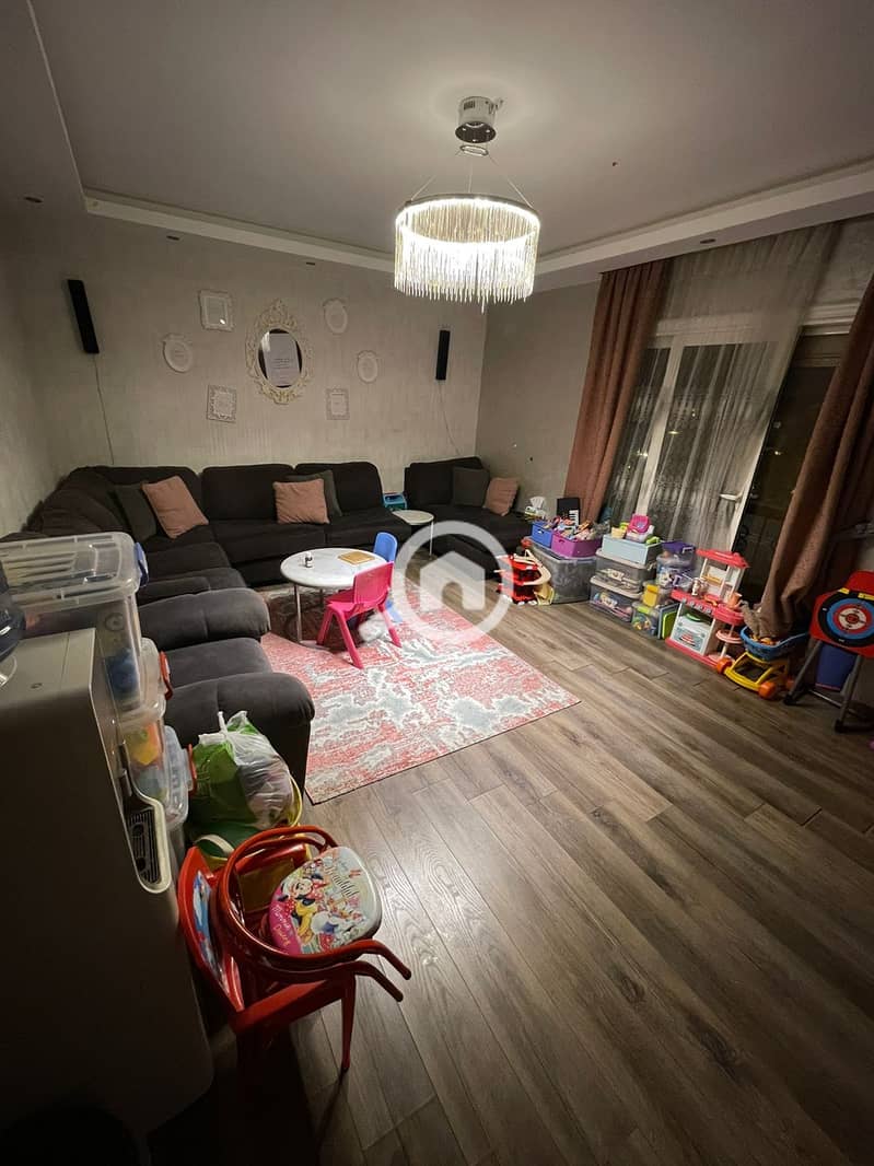 Available apartment of 300m for sale in Al Rehab 2 - Widok 2