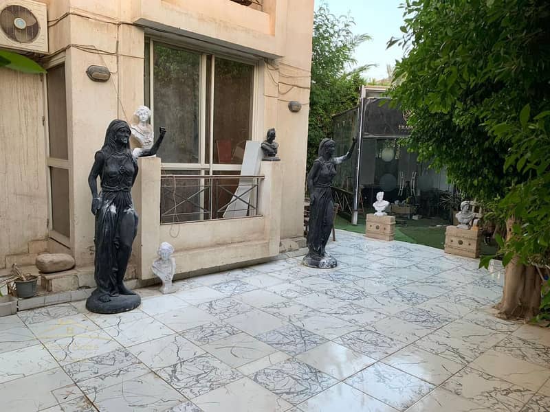 Apartment for sale 90m ground floor with 120m garden in Hadayek Elmohandeseen compound in Sheikh Zayed near Zayed Dunes , Zayed Heights , Opera City - Widok 4