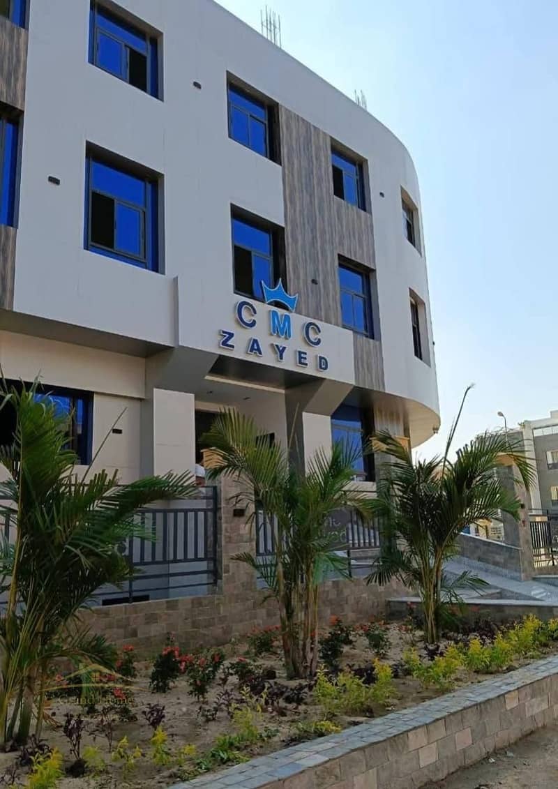 48 sq m fully finished clinic, immediate occupancy, Sheikh Zayed, Al Bustan Street, a fully medical complex near Arkan Plaza Mall, The Gate Mall, Spai - Widok 2