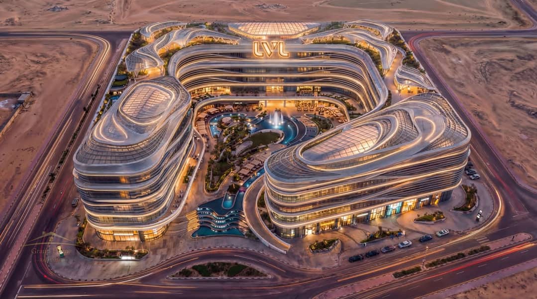 Shop for sale in Sheikh Zayed, ground floor, 30 sq m, directly on the plaza, double view, directly on Al Mostakbal Road, opposite The Gate Mall and ne - Mehr