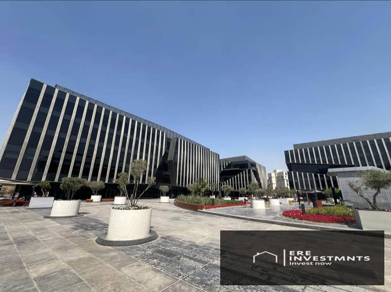Administrative Office 140m, ready to deliver for sale in Sodic Eastown EDNC New Cairo - Widok 2