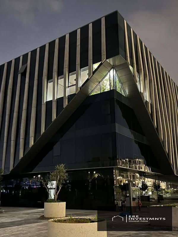 Administrative Office 140m, ready to deliver for sale in Sodic Eastown EDNC New Cairo - Widok 3