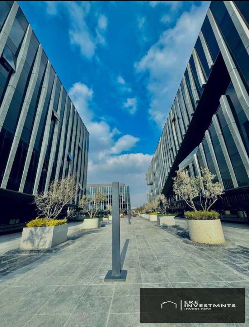 Administrative Office 140m, ready to deliver for sale in Sodic Eastown EDNC New Cairo - Widok 4