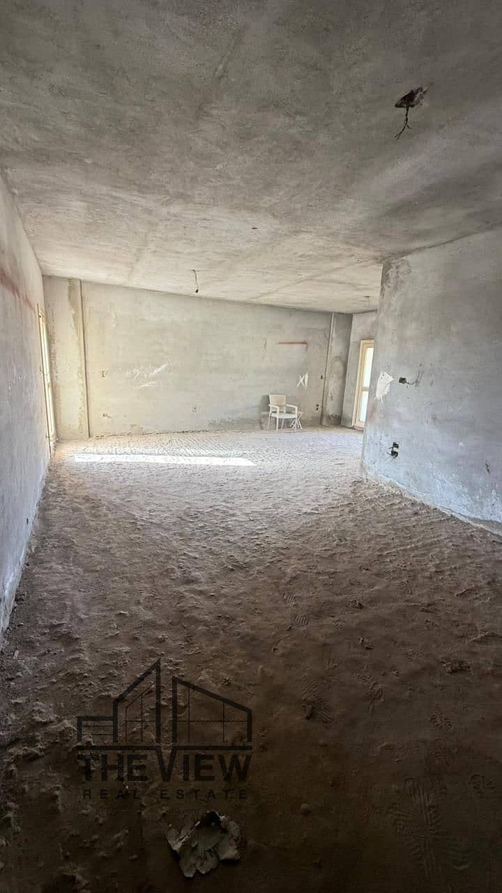 Exceptional Apartment for Sale in Phase 1 – 185 sqm Semi-Finished, Four Open Views Over the Main Axis and Landscaped Areas, Prime Location - Ansicht 3