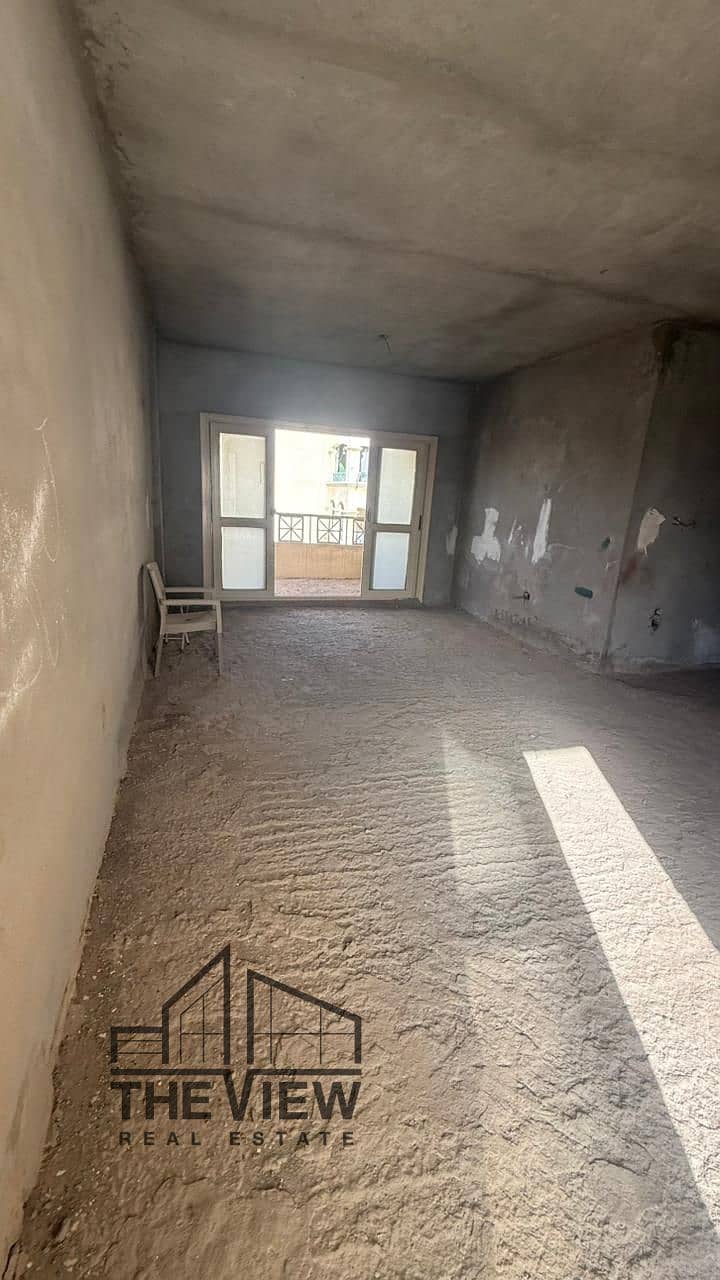 Exceptional Apartment for Sale in Phase 1 – 185 sqm Semi-Finished, Four Open Views Over the Main Axis and Landscaped Areas, Prime Location - Ansicht 5