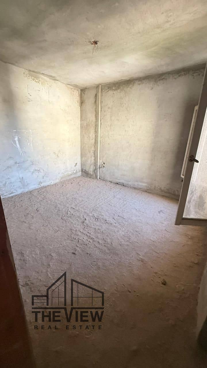 Exceptional Apartment for Sale in Phase 1 – 185 sqm Semi-Finished, Four Open Views Over the Main Axis and Landscaped Areas, Prime Location - Mehr