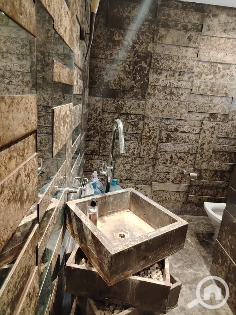 For sale and investment at a bargain price in Al-Rehab, an apartment of 250m with special finishes, in a distinguished location with a wide garden, close to the club and the mosque. - Vaade 3