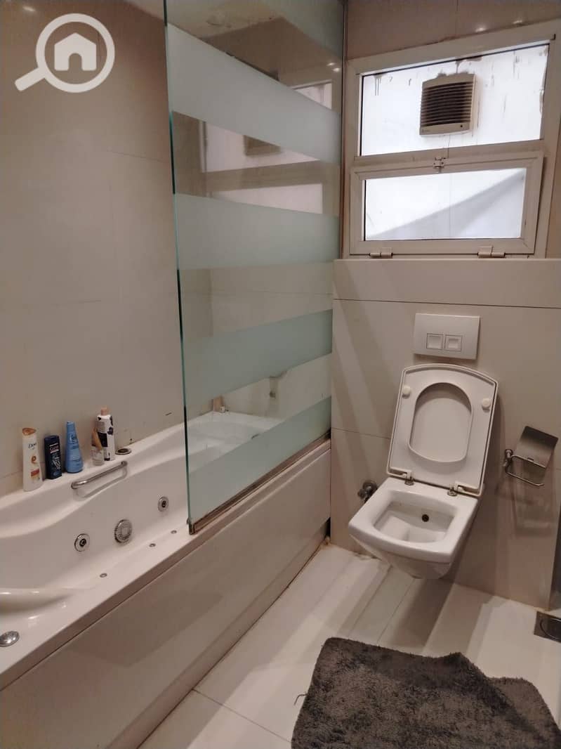 For sale and investment at a bargain price in Al-Rehab, an apartment of 250m with special finishes, in a distinguished location with a wide garden, close to the club and the mosque. - Vaade 6