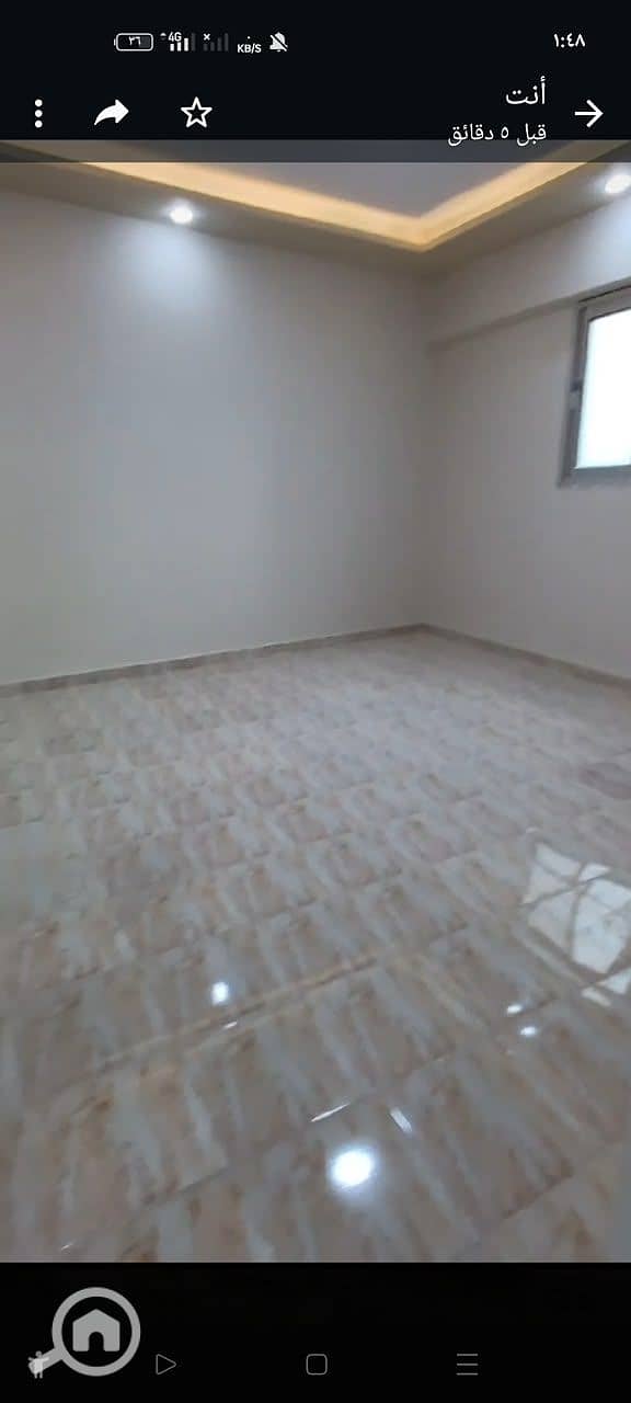 Modern 120 m² roof for annual rent, suitable for families or newlyweds, with super luxury finishing. All utilities are available: water, electricity, and elevator. It has 3 bedrooms, a two-piece reception, kitchen, and bathroom. Located on the seventh floor in Alexandria, Al-Ajami, kilo 21, at Al-Nakheel Beach in a very distinguished location. - Widok 6
