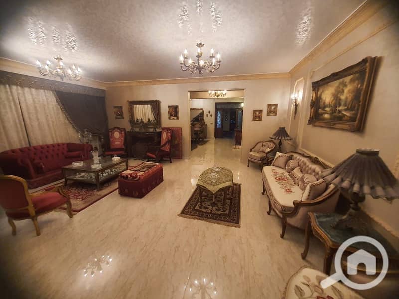 The Most Luxurious Penthouse for Sale with a Garden View and an Elevator in Al Yasmin 4 - Widok 3