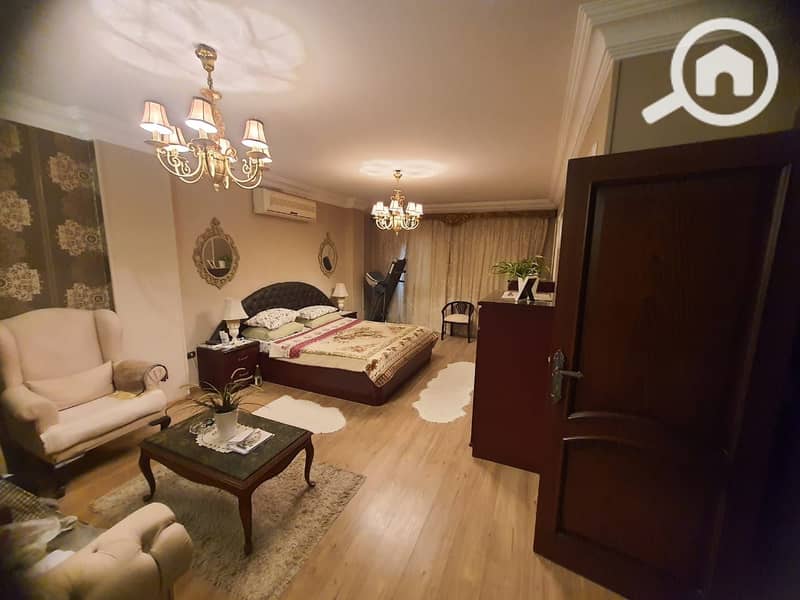 The Most Luxurious Penthouse for Sale with a Garden View and an Elevator in Al Yasmin 4 - Widok 4