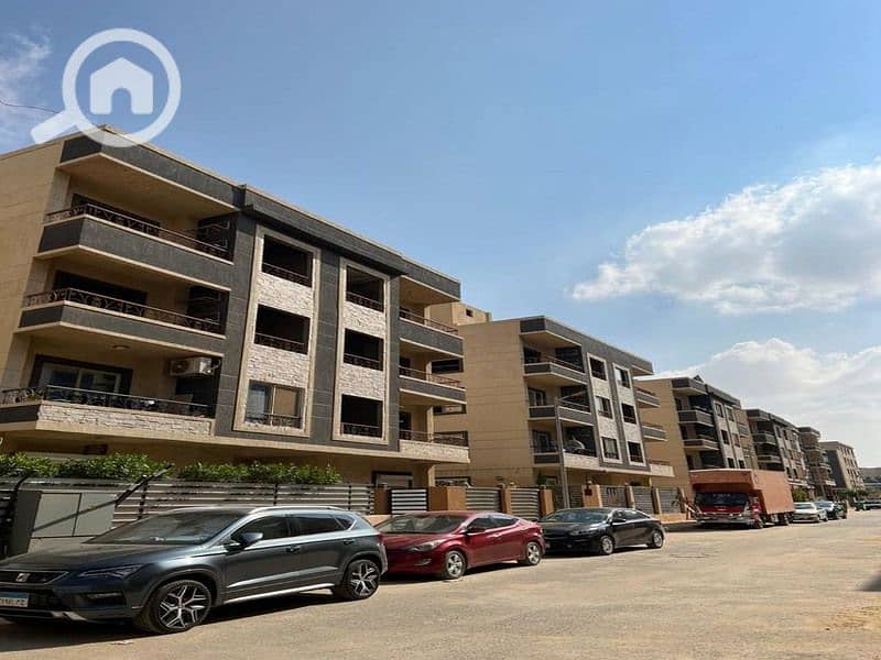 Apartment overlooking the club and water features in sephora - Widok 5